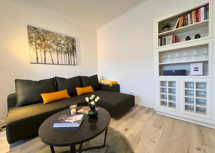 Citylink Nest Budapest - Free Garage, Ac & Metro Access