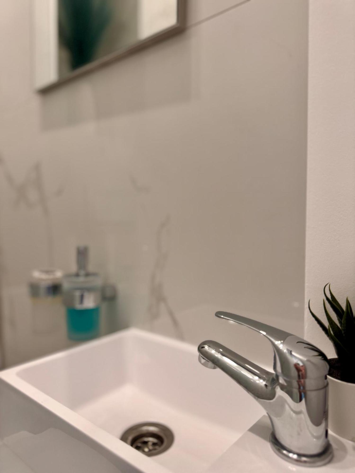 Citylink Nest - Free Garage, Ac & Metro Access Apartament Budapeszt