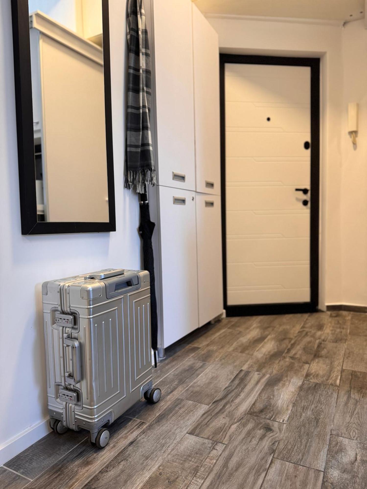 Citylink Nest - Free Garage, Ac & Metro Access
